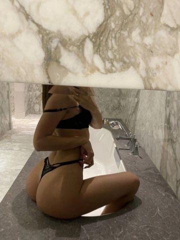 Проститутка Амина